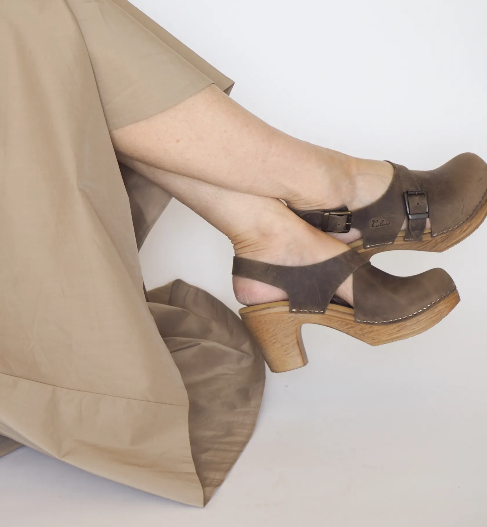 Sale Astrid 2 Sale/archive