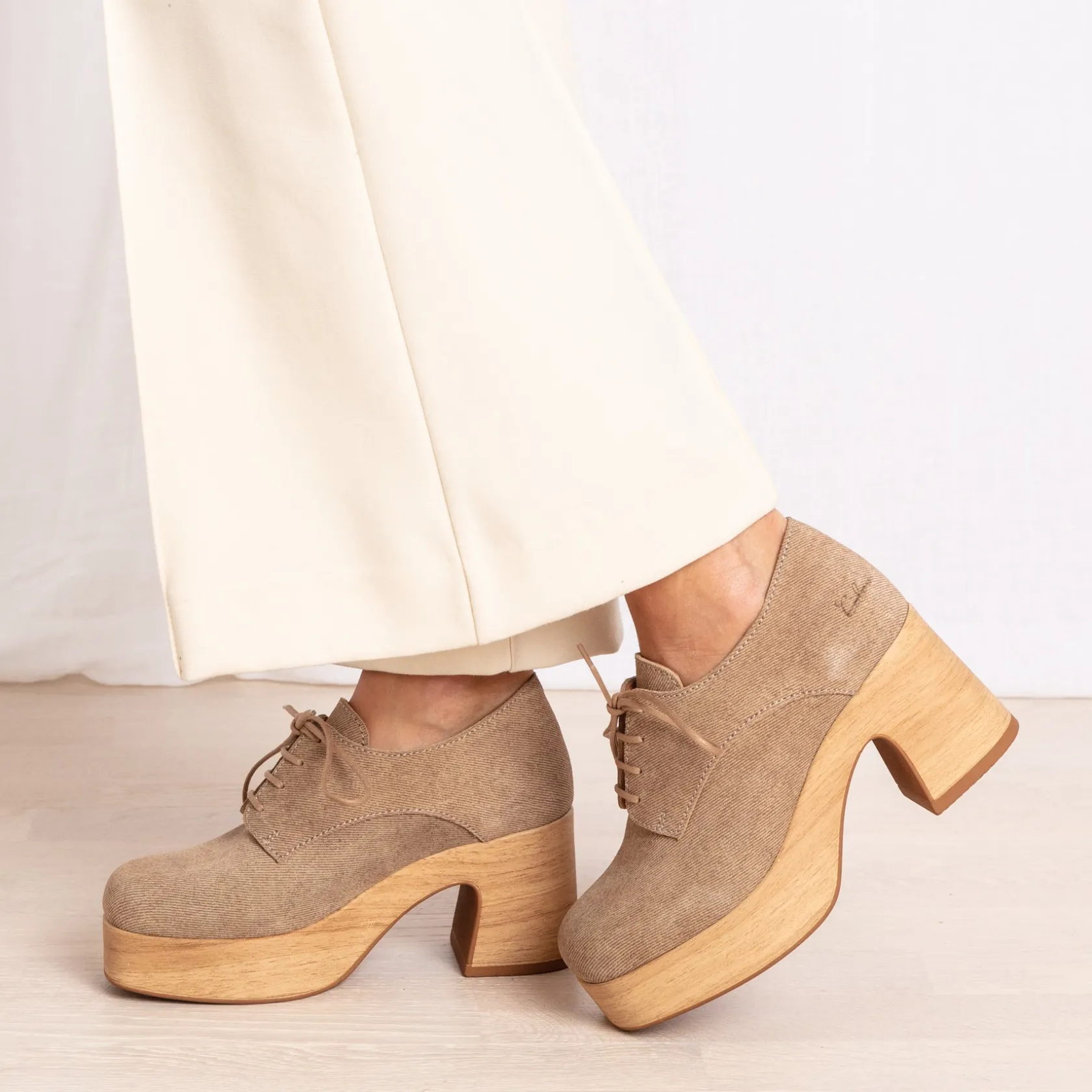britta_beige_3.webp Flash Sale Britta High Heel Soft Clogs | Boots