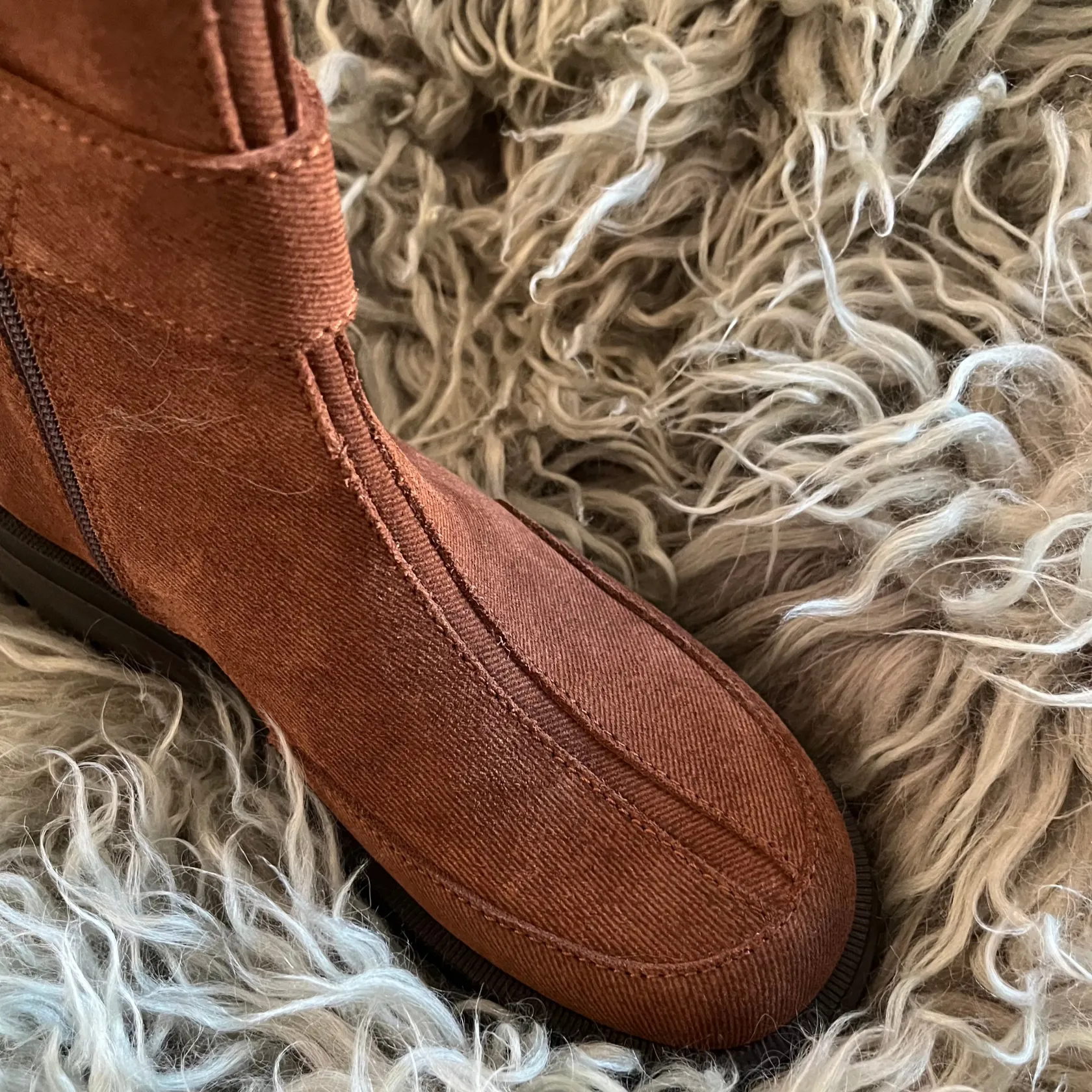 cecile_brown_2.webp Hot Cecile Boots