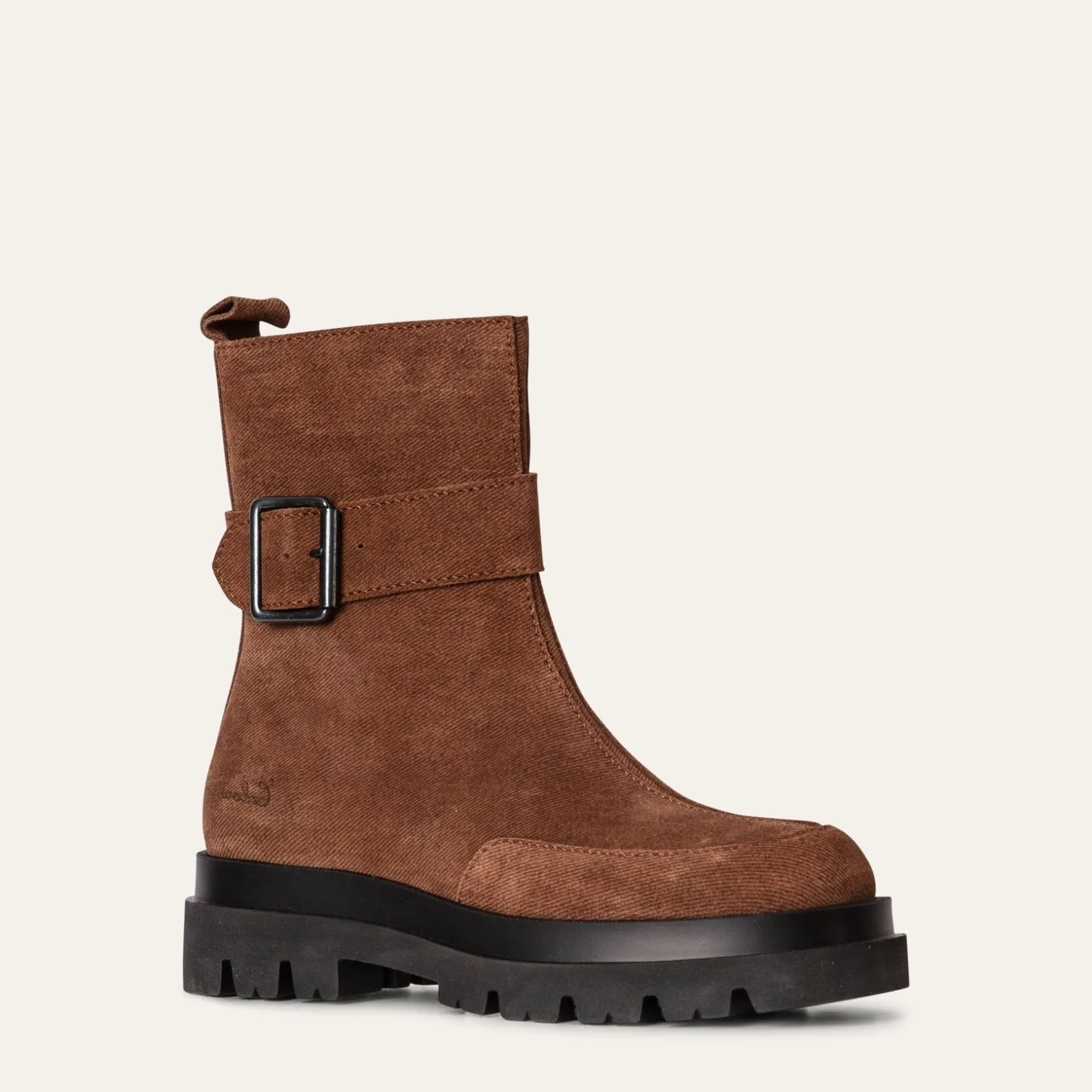 cecile_brown_5.webp Hot Cecile Boots