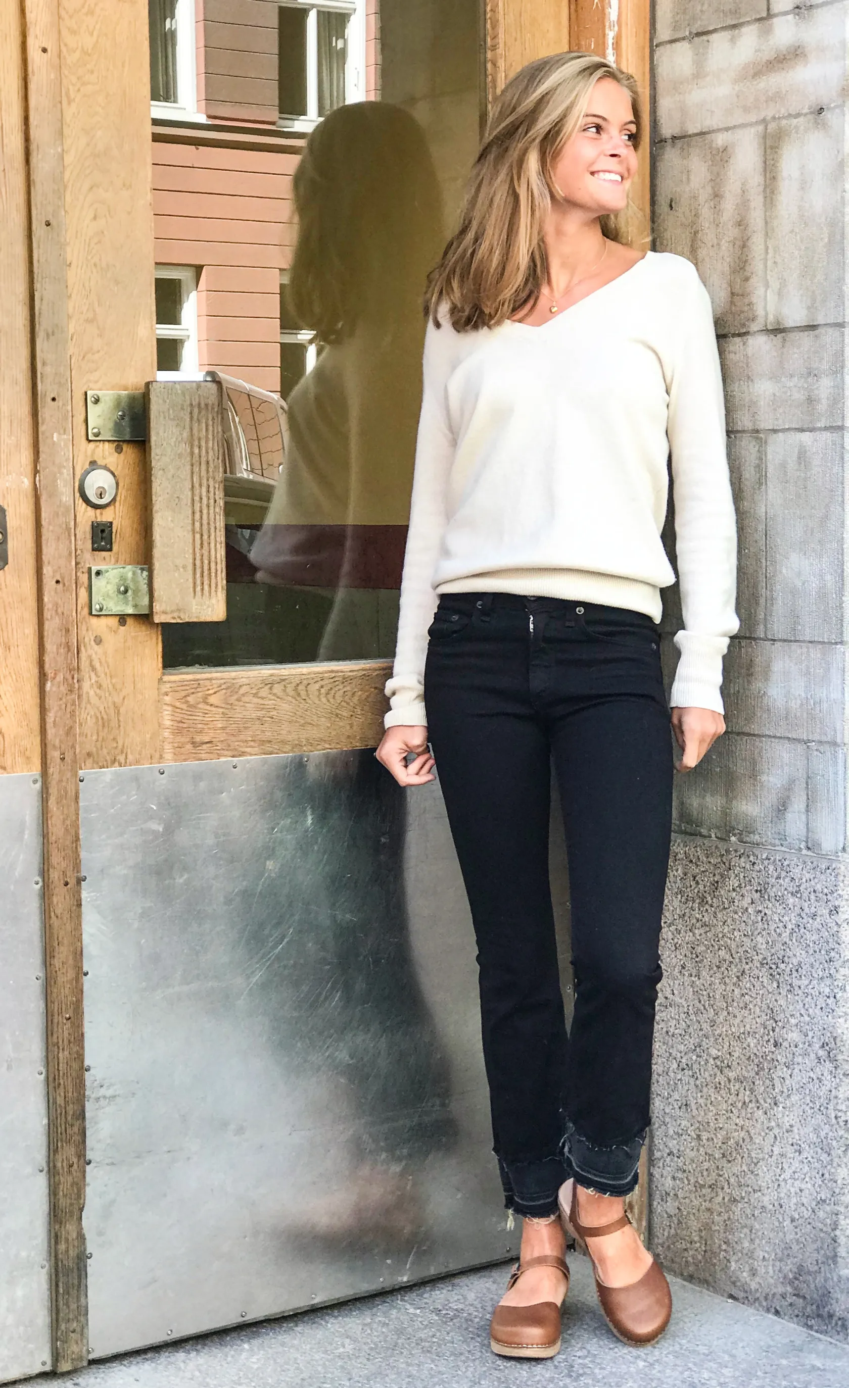 diana_brown__soft_clogs_3.webp Cheap Diana - Soft Clogs Low Heel Soft Clogs