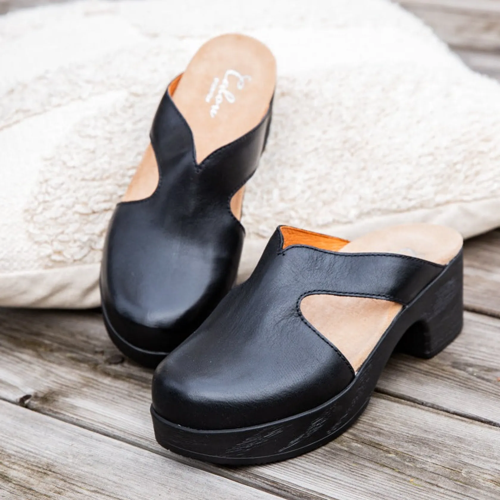 eivor_clog_black_2.webp Best Eivor Clog Low Heel Soft Clogs
