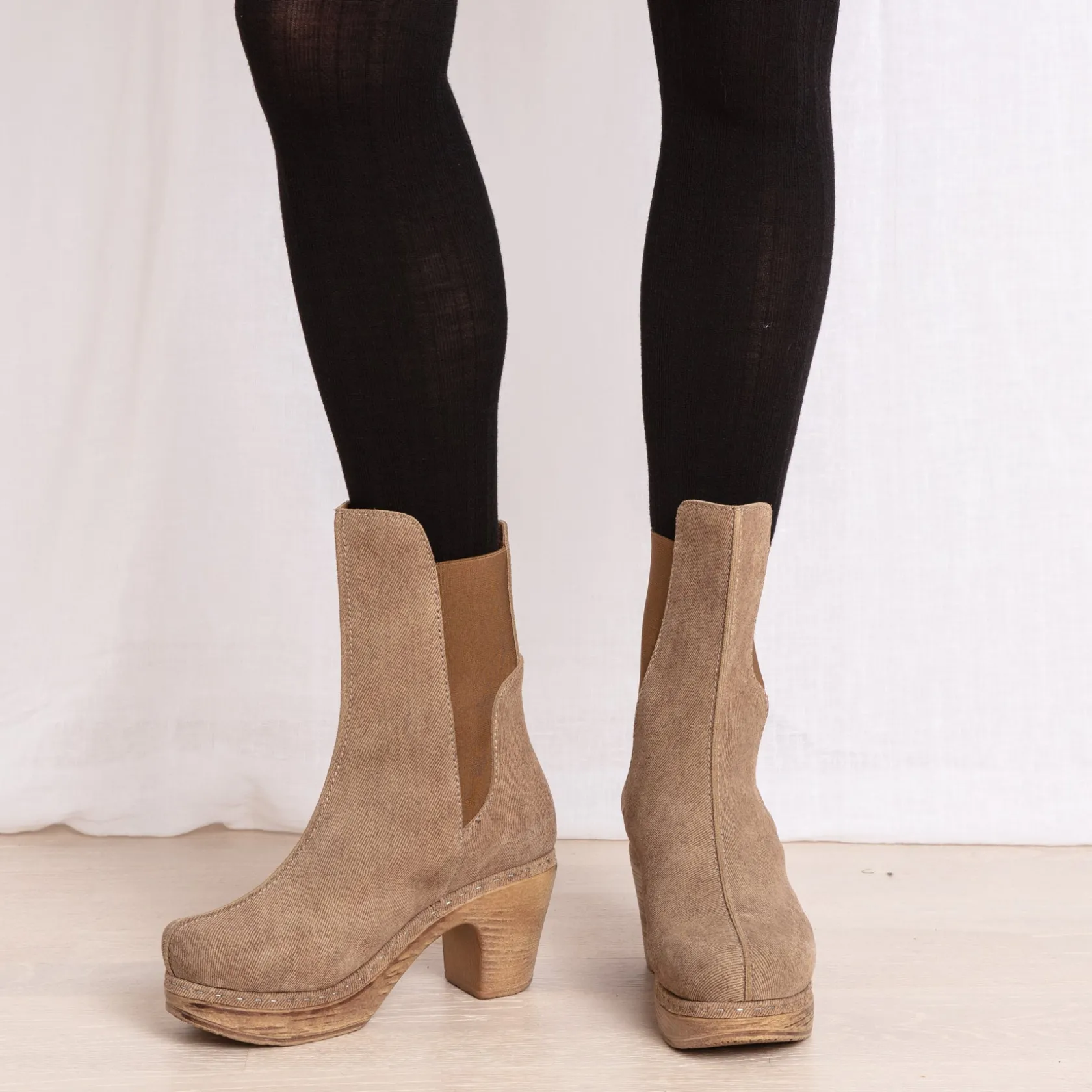 leia_beige_2.webp Store Leia Boots