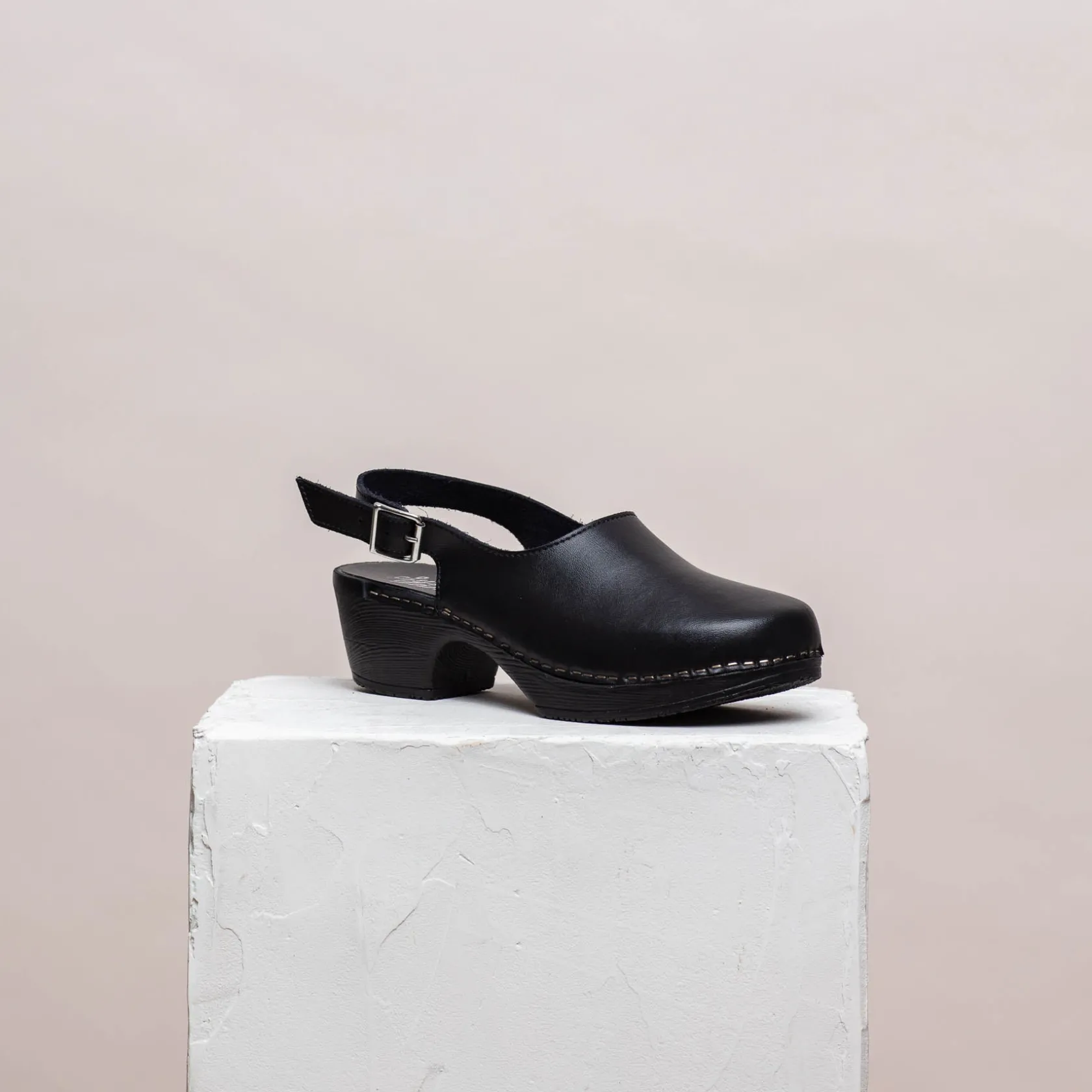 lilja_black_2.webp Online Lilja Low Heel Soft Clogs