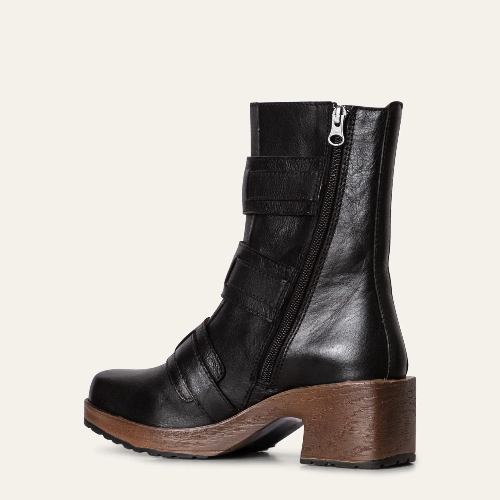 luna_black_4.webp Cheap Luna Boots