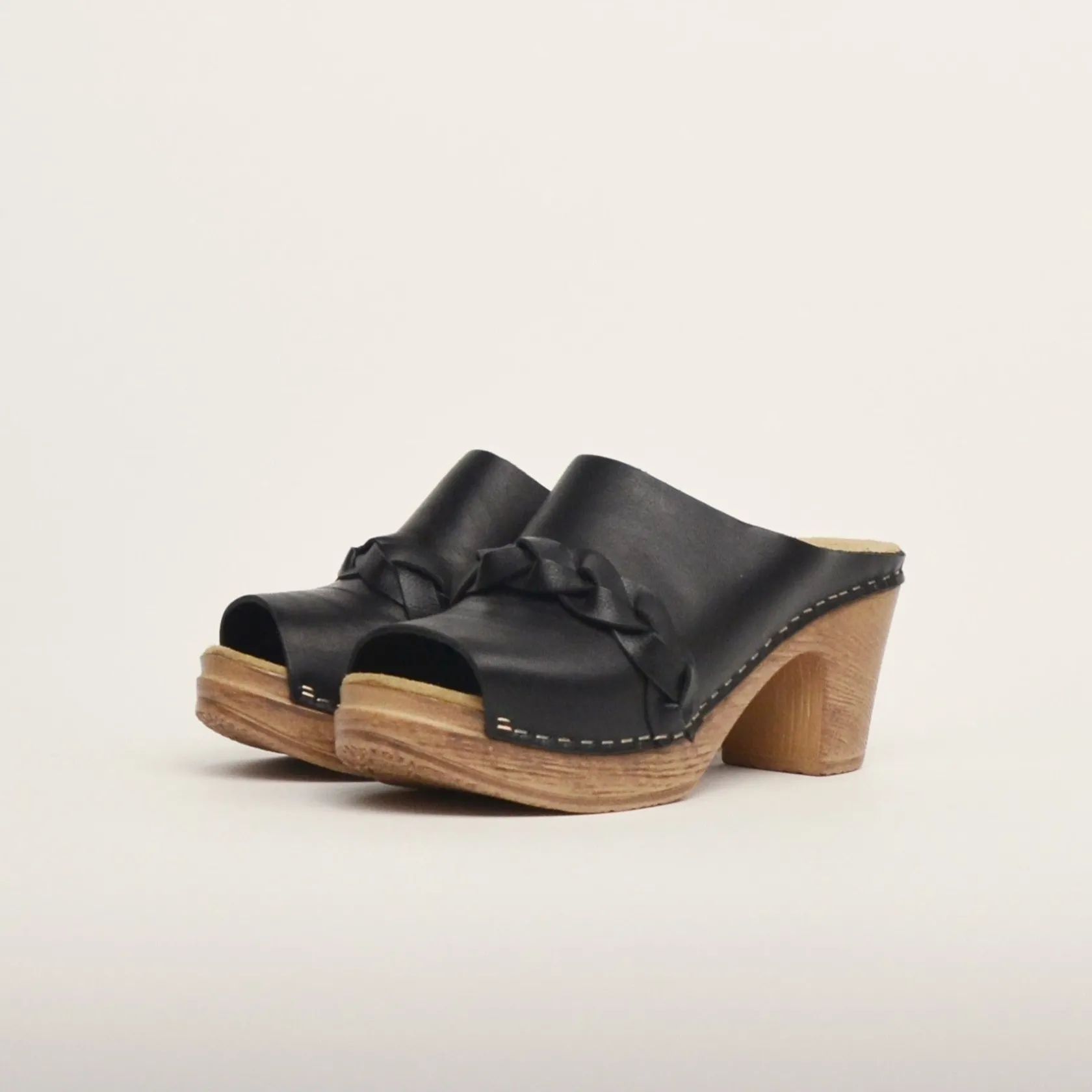 nova_black_3.webp Cheap Nova Sale/archive