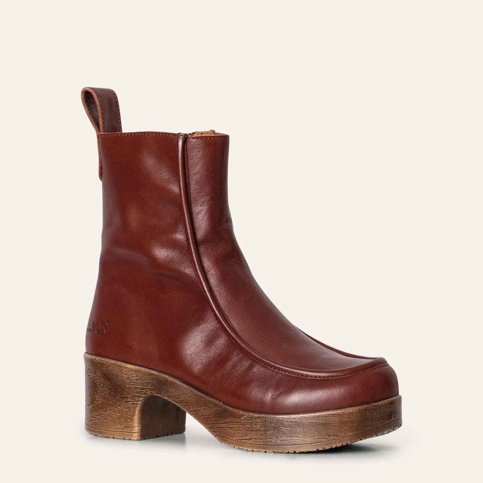 viola_cognac_3.webp New Viola Cognac Boots